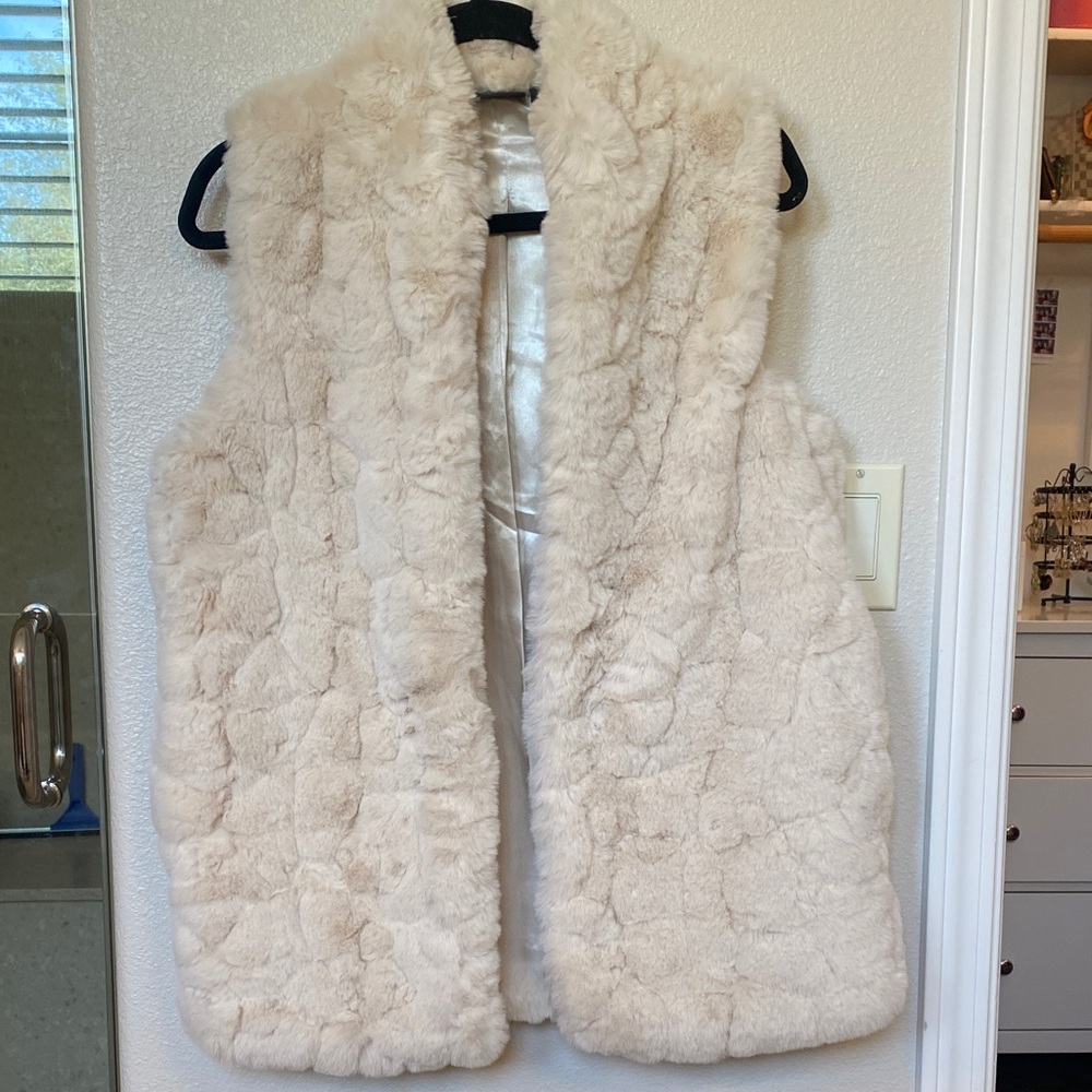 Cream Faux Fur Vest by Rachel Zoe.